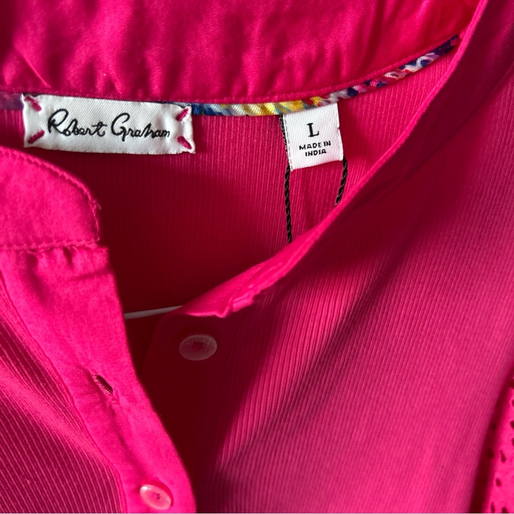 New with tags Robert Graham top size large but more like medium large - Picture 3 of 5